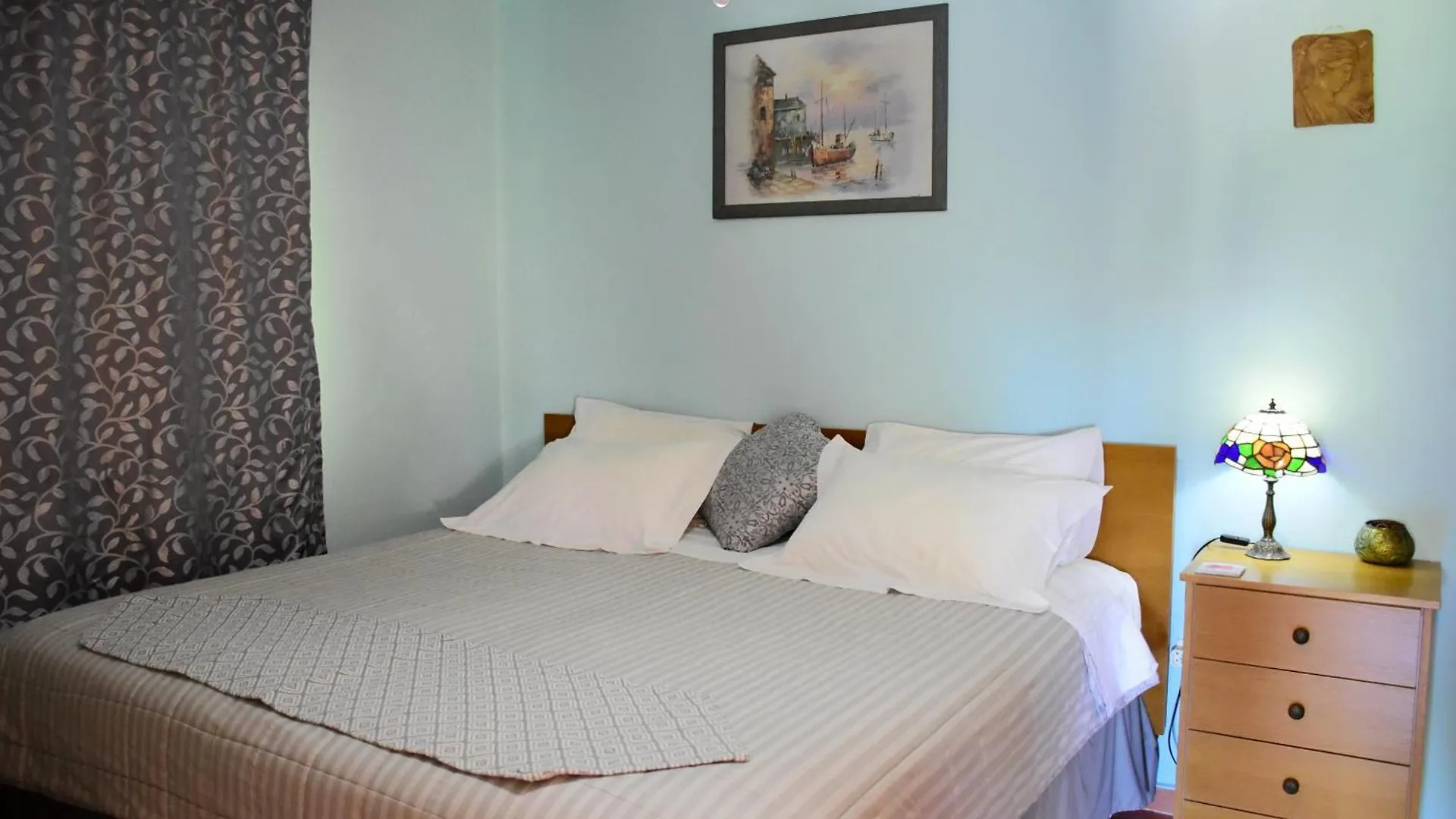 Holiday home Pear Tree Cottage Lixouri