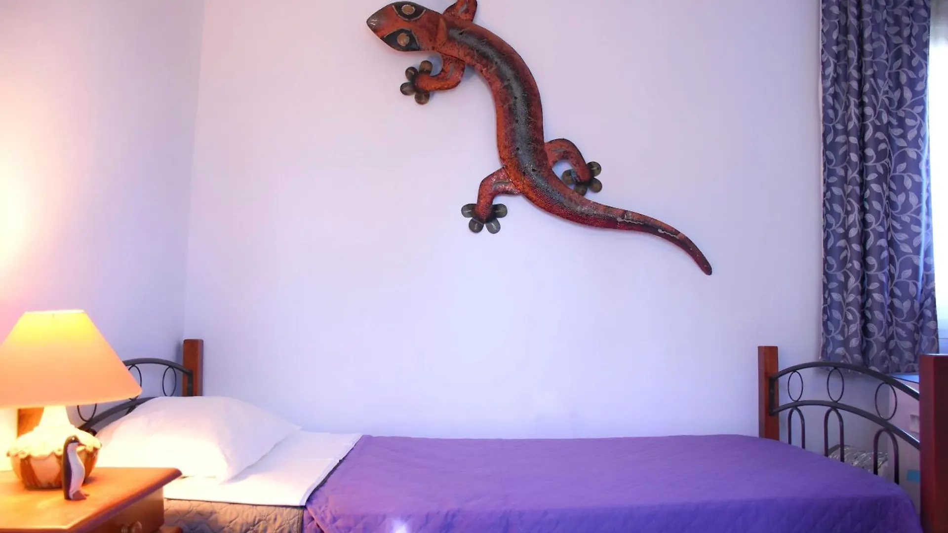 Holiday home Pear Tree Cottage Lixouri